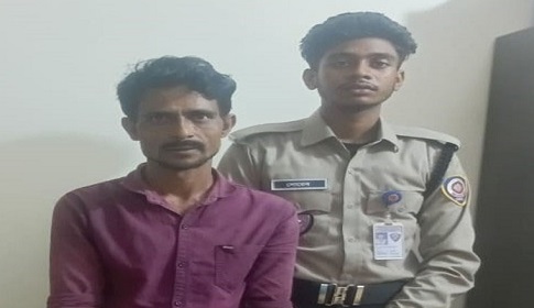 বাগেরহাটে ১ কেজি গাঁজাসহ মাদককারবারি আটক