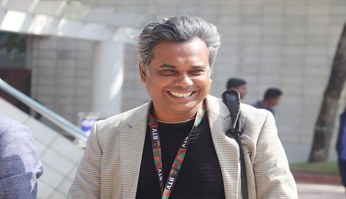 টুঙ্গিপাড়ায় সন্ত্রাসবিরোধী মামলায় সাংবাদিক মেহেদী গ্রেপ্তার