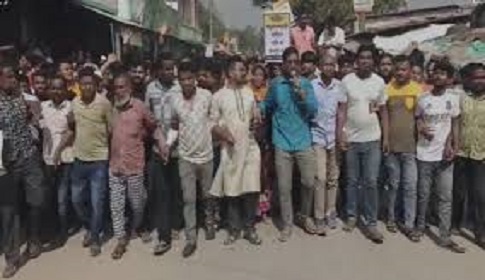 দিনাজপুর- ২ আসনে বিএনপির মনোনয়ন বাতিলের দাবিতে বিক্ষোভ মিছিল সমাবেশ