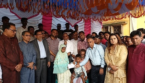 ভাঙ্গুড়ার সেই দুই শিশুর দায়িত্ব নিলেন তারেক রহমান