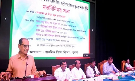 ‘শিক্ষকদের ১৩ থেকে ১০ম গ্রেডে আনার যুক্তি নেই’