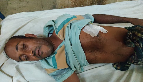 হাতুড়ি ও চাকুর আঘাতে নগরকান্দায় আহত ৬, হাসপাতালে ভর্তি ৪