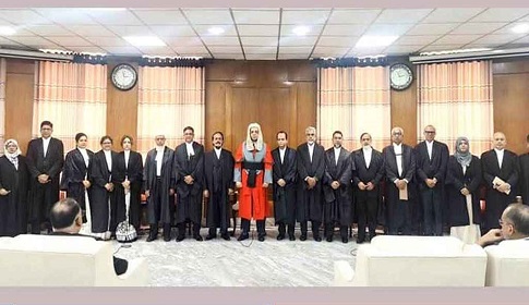 শপথ নিলেন হাইকোর্টের ২১ বিচারপতি