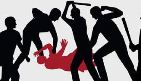 ইভটিজিংযের প্রতিবাদ করায় শিক্ষকের ওপর বখাটে যুবকদের হামলা, শাস্তির দাবি