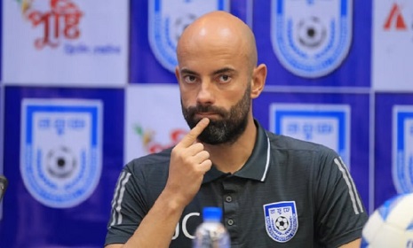 ‘গোল খাওয়া কোচিংয়ের সমস্যা না’ 