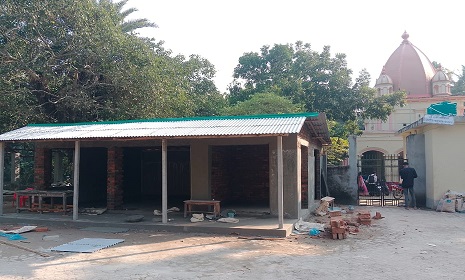  শ্যামনগরে মন্দিরের জায়গা দখল করে দোকান ঘর নির্মাণের অভিযোগ