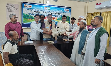 পলিথিন ও প্লাস্টিক দূষণ প্রতিরোধে শ্যামনগর বাজার কমিটি এবং ব্যবসায়ীদের কর্মশালা ও পাটের ব্যাগ বিতরণ  