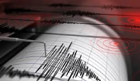 কয়েক সেকেন্ডের ভূমিকম্পে কাঁপিয়ে দিল টাঙ্গাইলবাসীকে