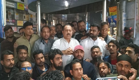 ফরিদপুরে বেনজির আহমেদ তাবরিজের বহিষ্কারাদেশ প্রত্যাহারে আনন্দ মিছিল