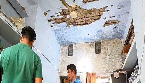 ঝিনাইদহে পাঁচ উপজেলায় জরাজীর্ণ ভবনে চলছে বিআরডিবি’র কার্যক্রম 