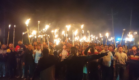 সাতক্ষীরা- ২ আসনে আব্দুল আলিমের মনোনয়নের দাবিতে মশাল মিছিল