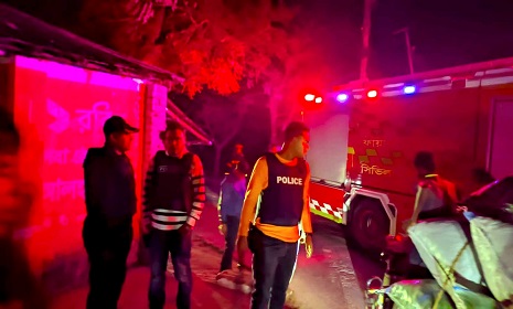 ঈশ্বরদীতে বিএনপি-জামায়াতের সংঘর্ষ, আহত অর্ধ শতাধিক