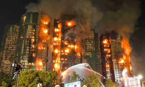 হংকংয়ে ভয়াবহ অগ্নিকাণ্ড, নিহত ৯৪
