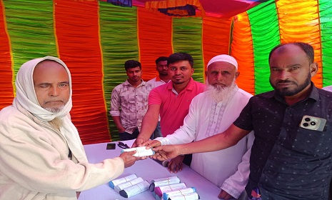 ঝিনাইদহে দুই শতাধিক রোগীর মাঝে বিনামূল্যে চশমা বিতরণ 