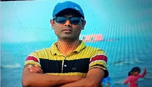 ঝিনাইদহে প্রকাশ্যে ব্যবসায়ীকে কুপিয়ে হত্যা