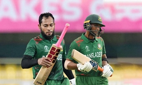 অবশেষে দল পেলেন মাহমুদউল্লাহ ও মুশফিক