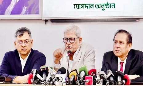 ‘দেশি-বিদেশি চিকিৎসকদের নিয়েই খালেদা জিয়ার চিকিৎসা চলছে’