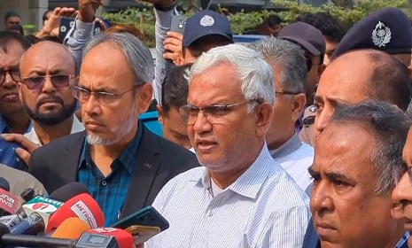 ‘খালেদা জিয়া চিকিৎসা গ্রহণ করতে পারছেন’