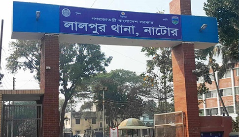 লালপুরে ট্রাক চাপায় শিশুর মৃত্যু