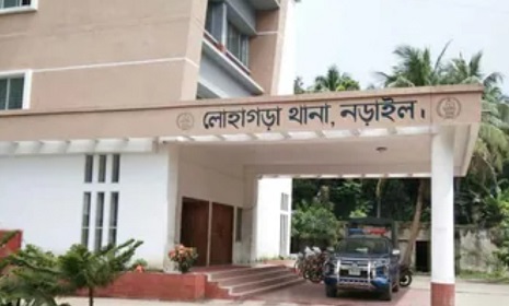 নড়াইলে মামলার ঘটনায় ক্ষোভে ফুঁসে উঠেছে কামঠানাবাসী