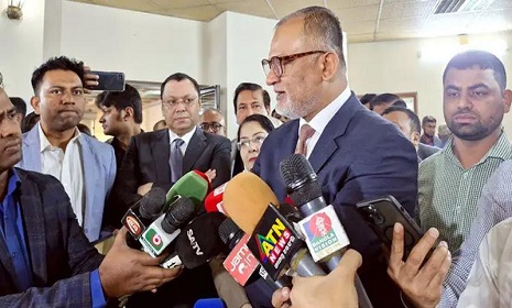 ‘পাটের মতো বস্ত্রখাত নিয়ে ভুল করতে চাই না’