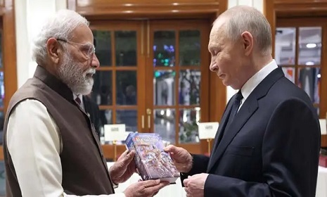 পুতিনকে ‘গীতা’ উপহার দিলেন মোদী