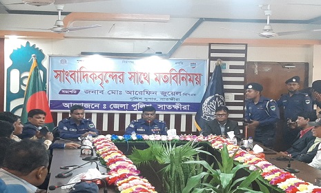 সাতক্ষীরায় সাংবাদিকদের সাথে নবাগত পুলিশ সুপারের মতবিনিময়