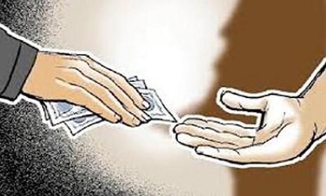 চাকরি দিতে ঘুষ নিলেন প্রধান শিক্ষক, ফেরত চাইলে ভয় দেখান এসিল্যান্ডের 