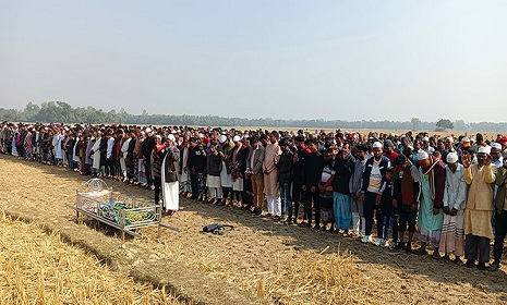 অশ্রুসিক্ত নয়নে শিশু সাজিদকে বিদায়, জানাজায় হাজারো মানুষ