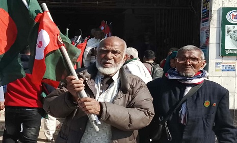 যেদিন পতাকা উঠেছিল চৌরঙ্গীর আকাশে