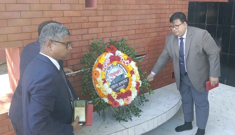 বাগেরহাটে যথাযোগ্য মর্যাদায় শহীদ বুদ্ধিজীবি দিবস পালিত