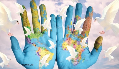 শক্তির বাইরে দাঁড়িয়ে শান্তির নৈতিক অবস্থান