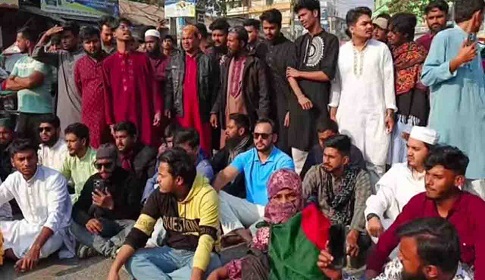 হাদি হত্যাকারীদের বিচারের দাবিতে দিনাজপুর উত্তাল