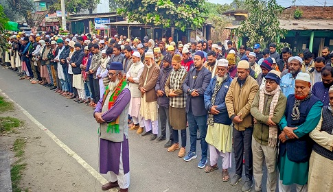 ঈশ্বরদীতে শহীদ শরিফ ওসমান হাদির গায়েবানা জানাজা অনুষ্ঠিত