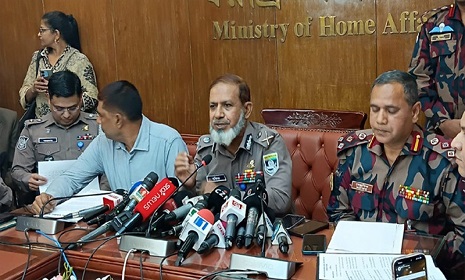 ‘হাদির খুনি দেশের বাইরে চলে যাওয়ার নির্ভরযোগ্য তথ্য নেই’