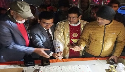 গৌরনদীতে শুভ বড়দিন উদযাপন