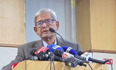 ‘রাজনীতিতে বিশাল শূন্যতা সৃষ্টি হলো’