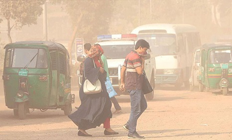 ছুটির দিনে ঢাকার বায়ু অস্বাস্থ্যকর, শীর্ষে কলকাতা