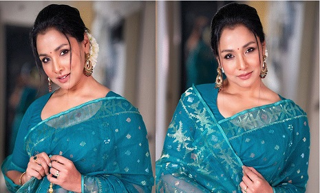 জীবনের প্রতিটি বাঁককে ভ্রমণ হিসেবে দেখেন রুনা খান!