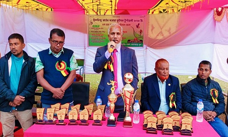 কেপিএম ব্রিকফিল্ড মাঠে ফুটবল টুর্নামেন্টের ফাইনাল: চ্যাম্পিয়ন ব্লাড লাইন