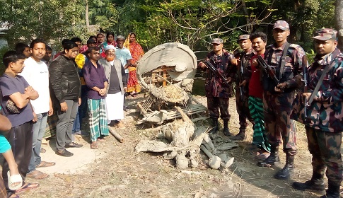 বিচার হয় না তাই অভিযোগ করিনি: পবিত্র 