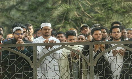 শেরে বাংলা-হাদির কবর জিয়ারতে শুরু এনসিপির নির্বাচনি যাত্রা