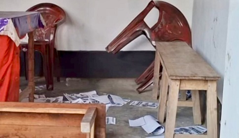 ঈশ্বরদীতে স্বতন্ত্র প্রার্থীর নির্বাচনী অফিস ভাঙচুরের অভিযোগ