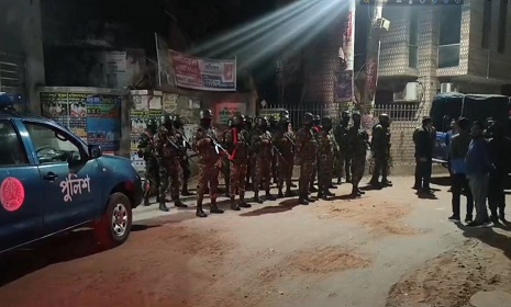 গোপালগঞ্জে জেলা ও দায়রা জজের বাসভবনে ককটেল নিক্ষেপ