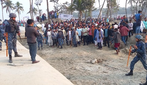 নোয়াখালীতে বিএনপি-এনসিপির সংঘর্ষ, আহত ১২