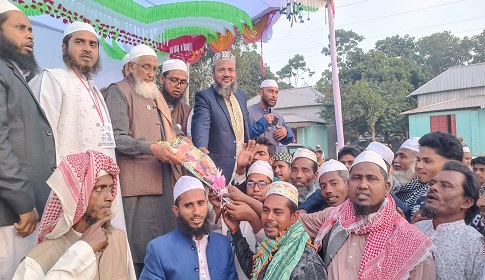 খেলাফত মজলিসে যোগ দিলেন ইসলামী আন্দোলনের শতাধিক নেতাকর্মী