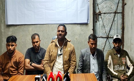 বিএনপি নেতার বিরুদ্ধে চাঁদা দাবি ও মালামাল লুটের অভিযোগ 