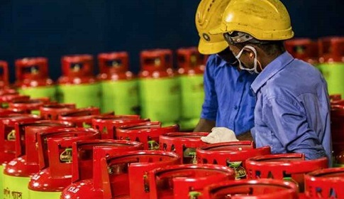 এলপি গ্যাসের দাম বেড়ে ১ হাজার ৩৫৬ টাকা