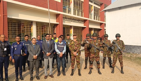 সালথায় যৌথ বাহিনীর নির্বাচনী মহড়া, ভোটারদের মাঝে স্বস্তি