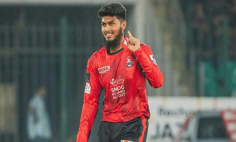 নিলামের আগে রিশাদকে ছেড়ে দিল লাহোর